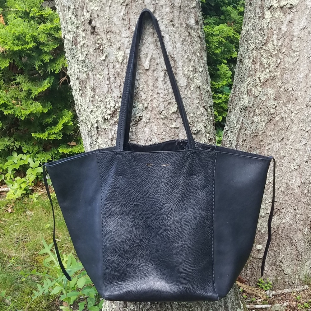 *Just Showing* Céline Phantom Cabas Leather